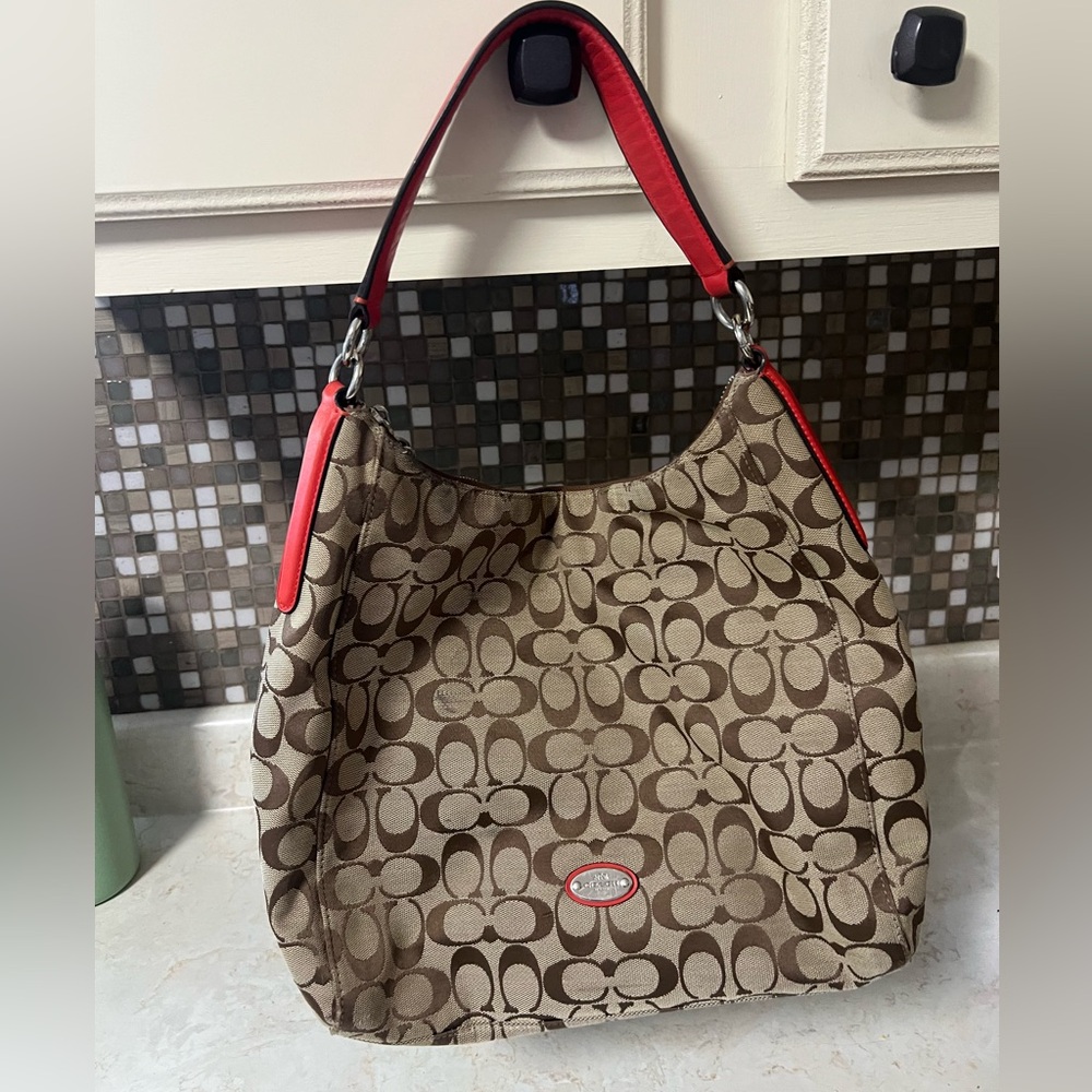 Coach Hobo Shoulder Bag